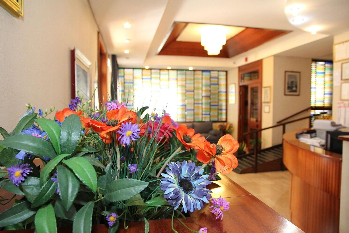 Hotel-Da-Remo-Lobby-7