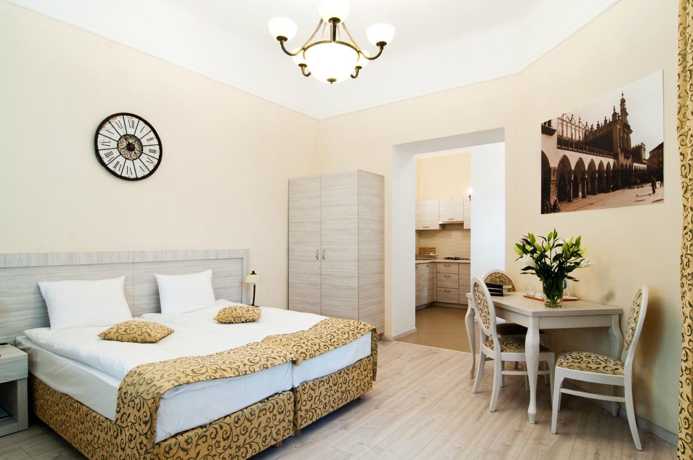 APARTMENTS-BONEROWSKA-5-Room-37