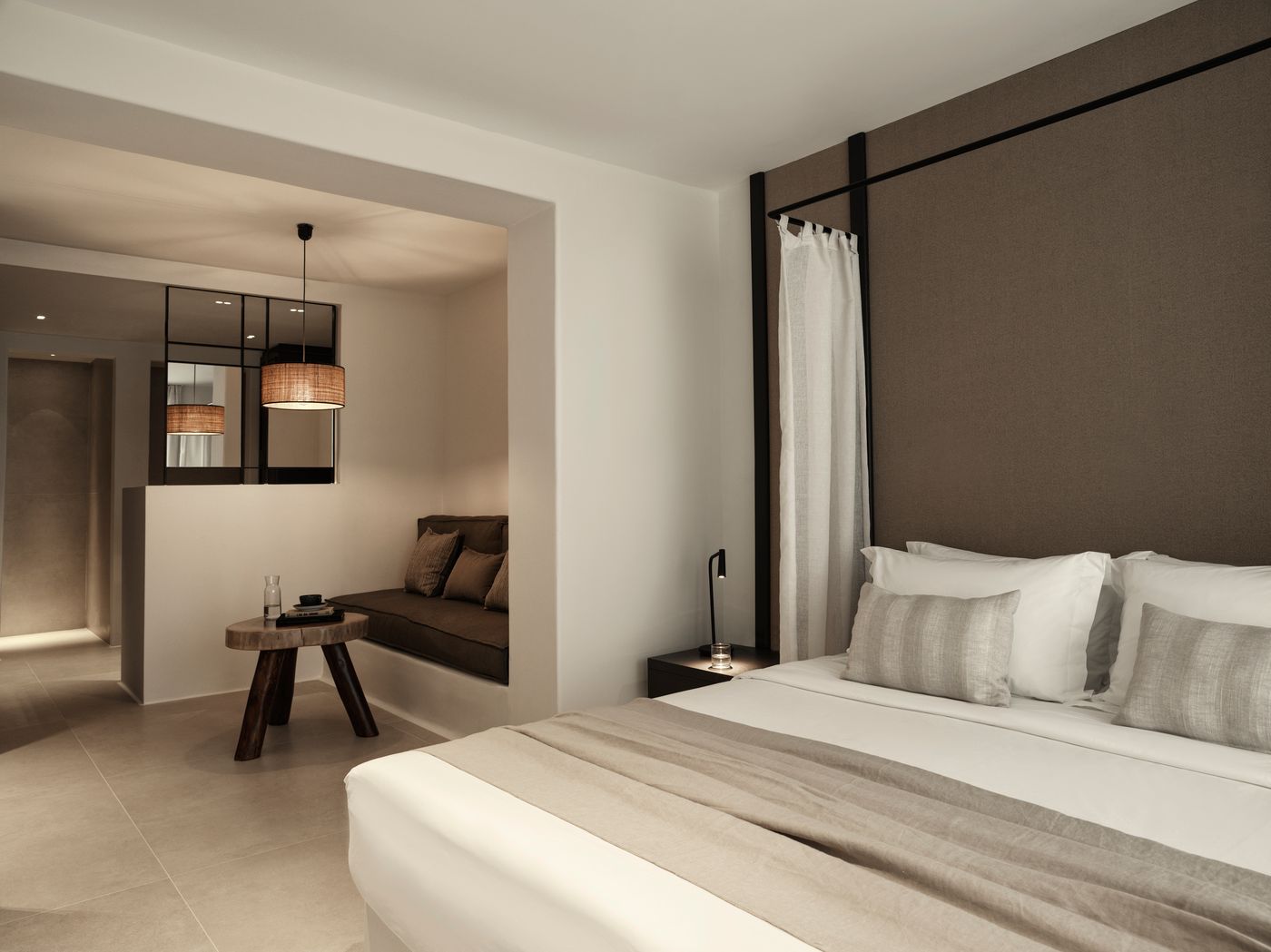 Ezio-Bo-Luxury-Living-Room-29