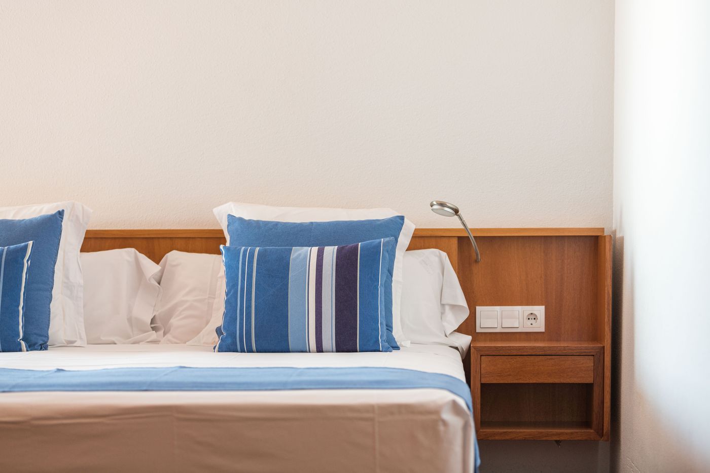 Almadraba-Park-Room-40