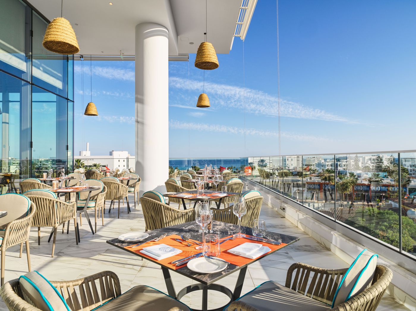 Amanti Hotel – MadeForTwo - Adults Only