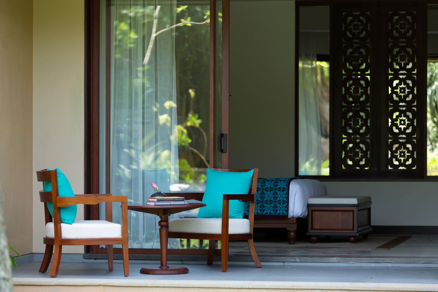 Anantara-Kalutara-Resort-Room-16