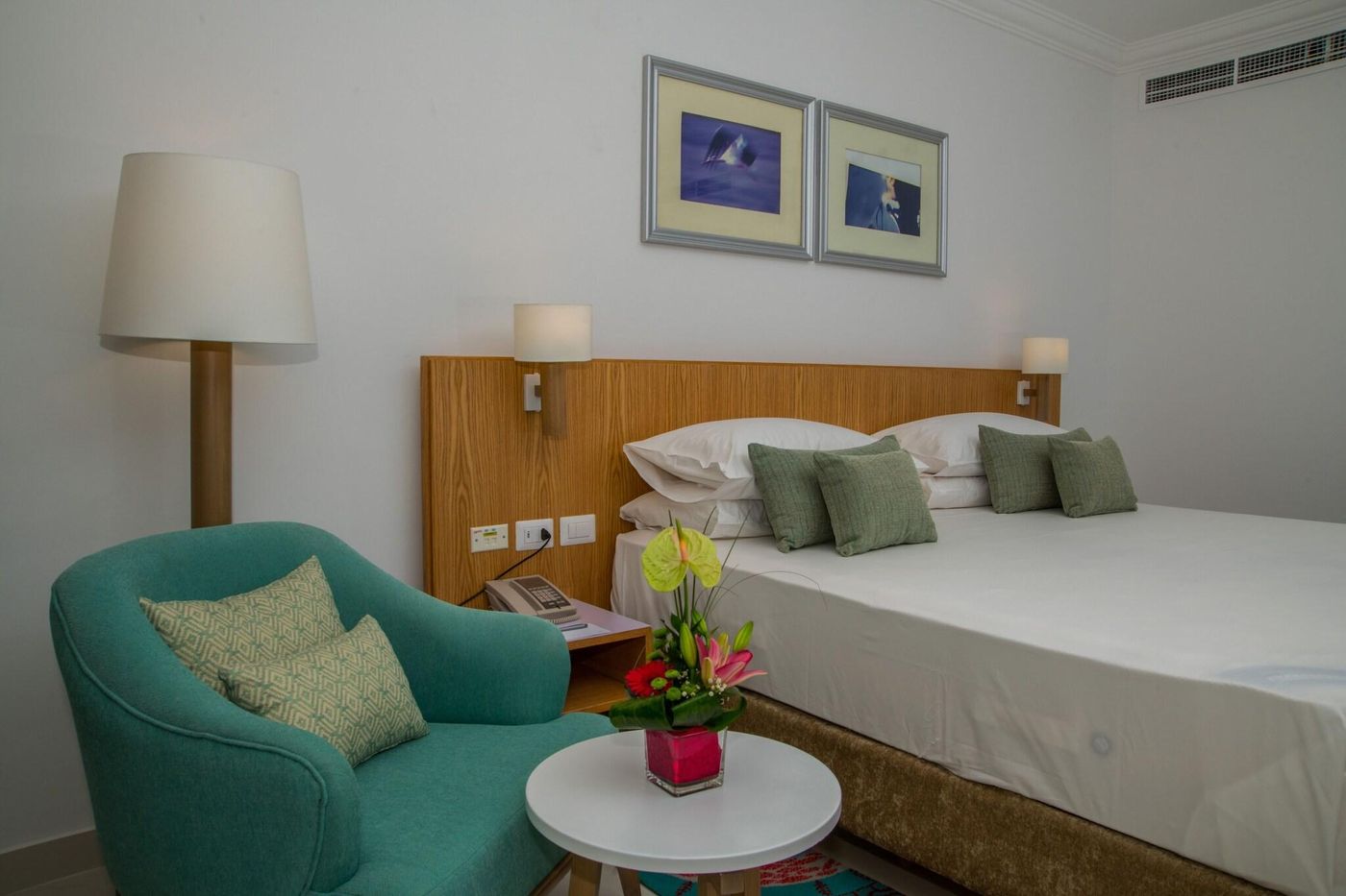 Renaissance-Sharm-El-Sheikh-Golden-View-Beach-Rest-Room-35