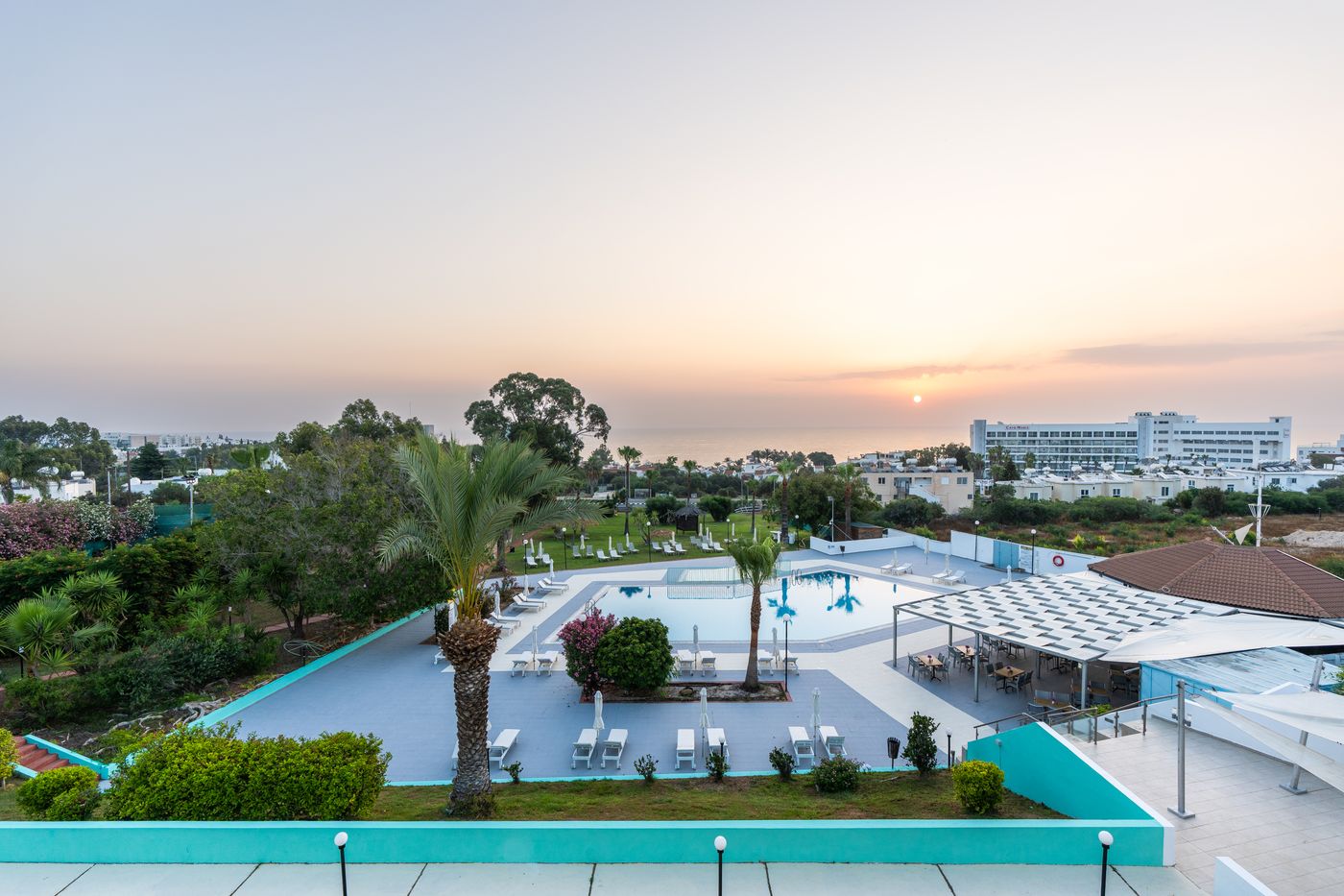 Adelais-Bay-General-view-7