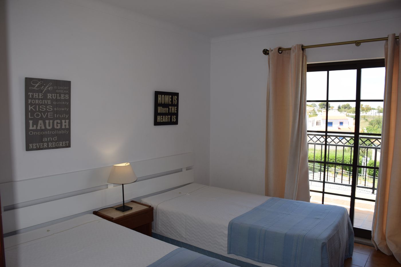 Novochoro-Apartments-Room-20