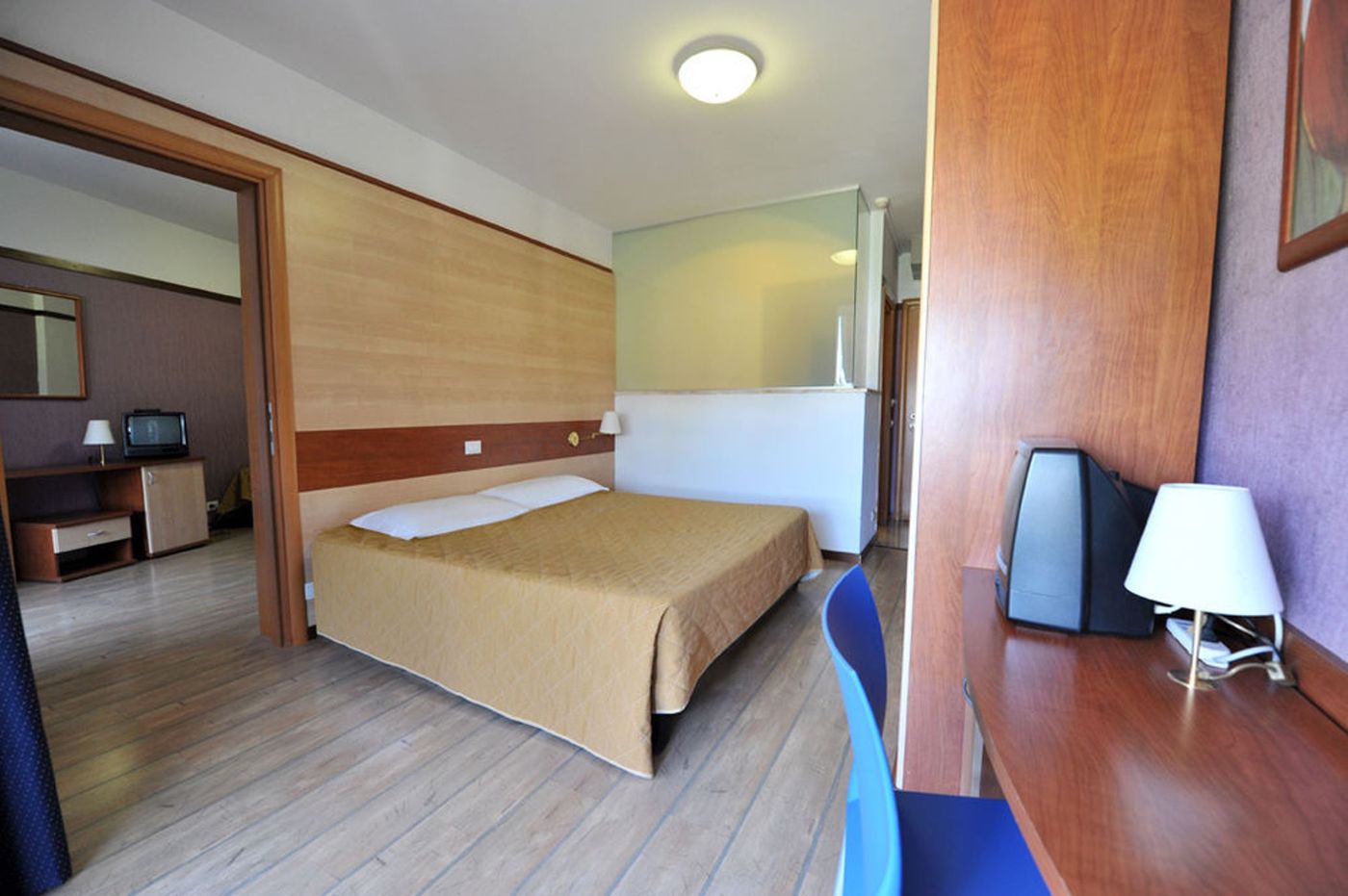 Centro Turistico Gardesano-Italy-Bussolengo VR-Room-8