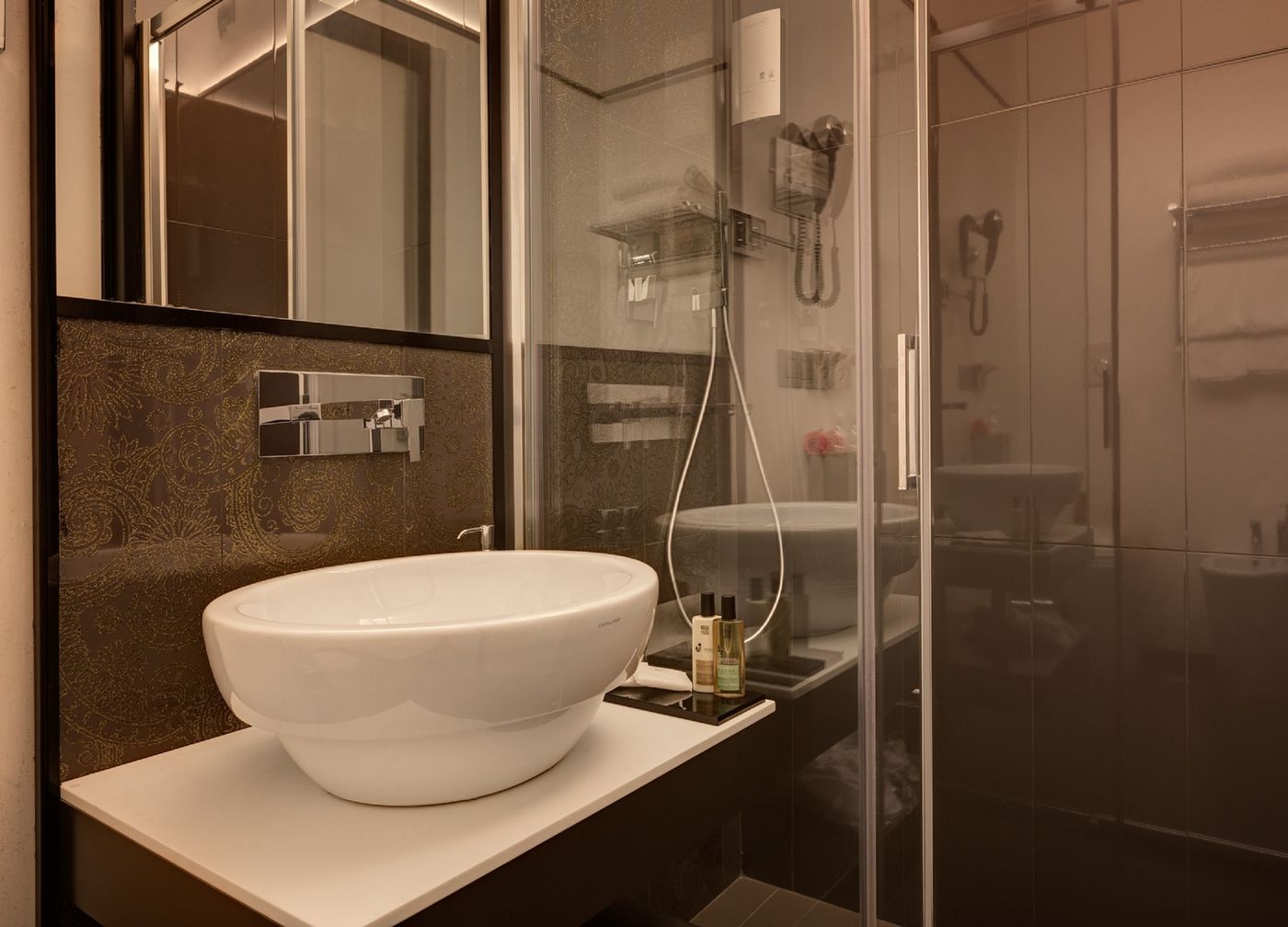 Dharma-Luxury-Hotel-Room-34