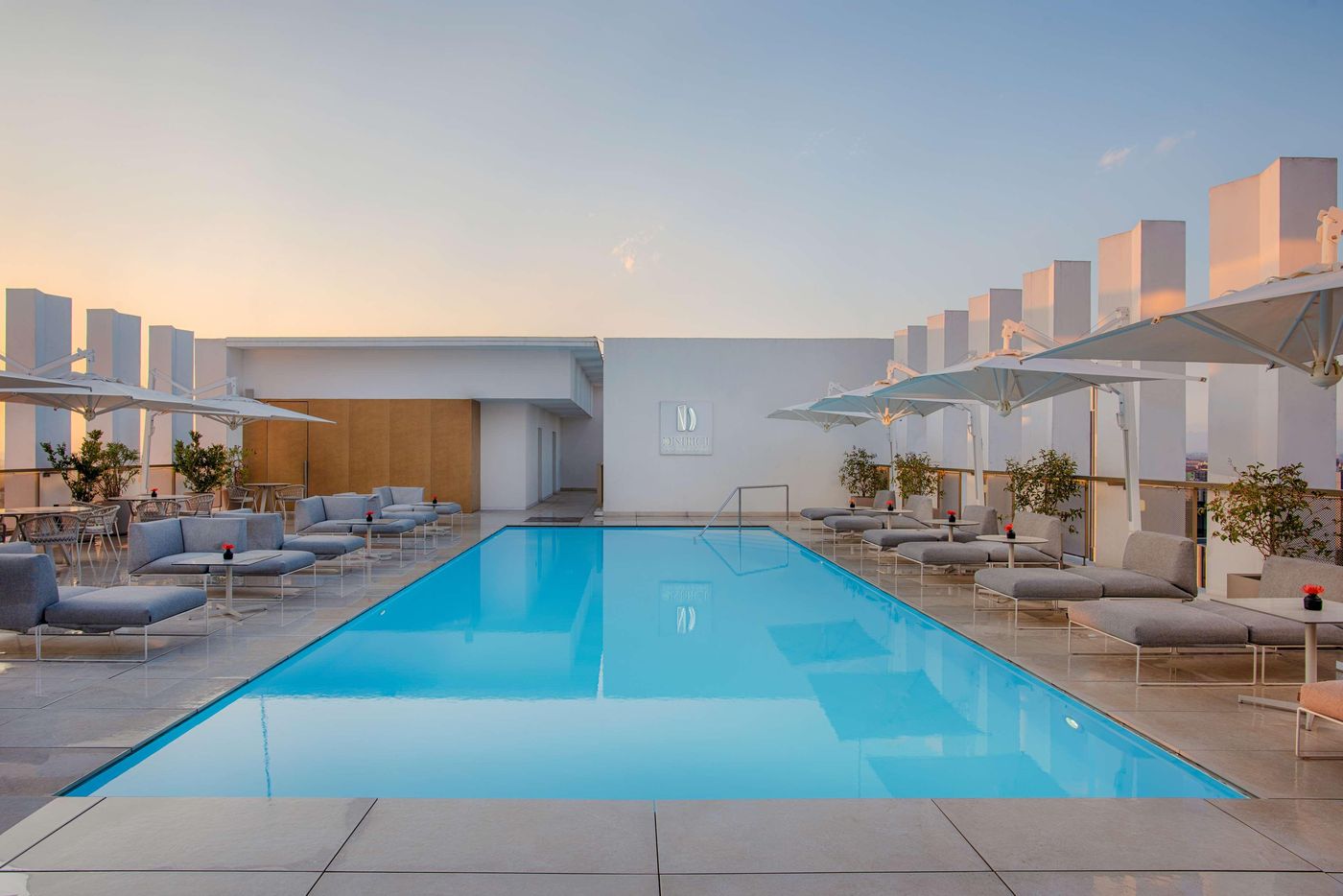 NH-Collection-Milano-CityLife-Pool-68