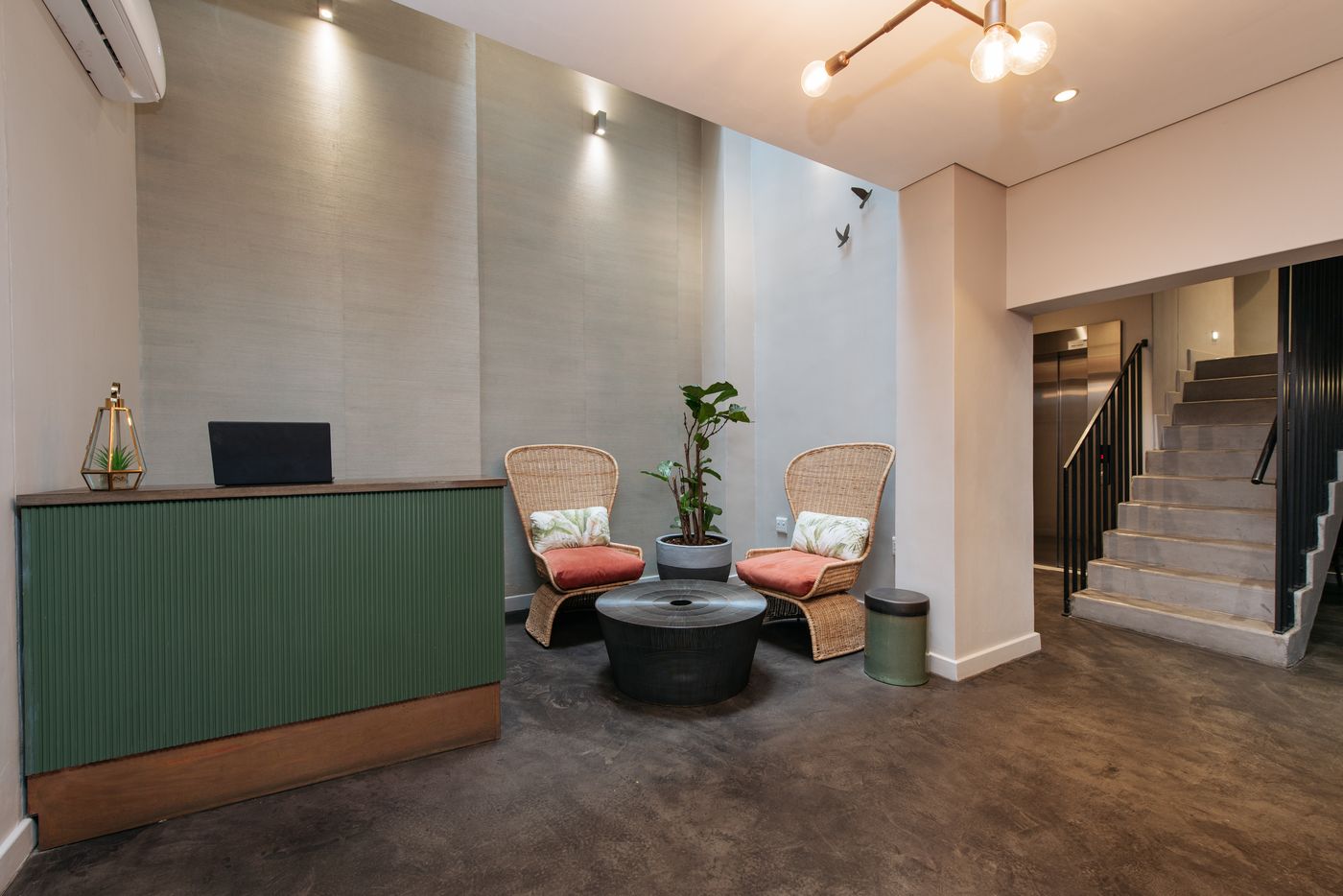 The-Tree-House-Boutique-Hotel-Lobby-4