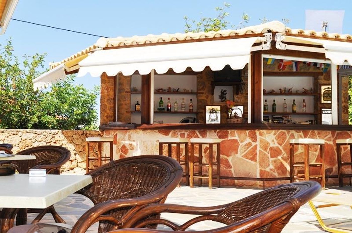 Villa Aphrodite Hotel Aparts and Studios