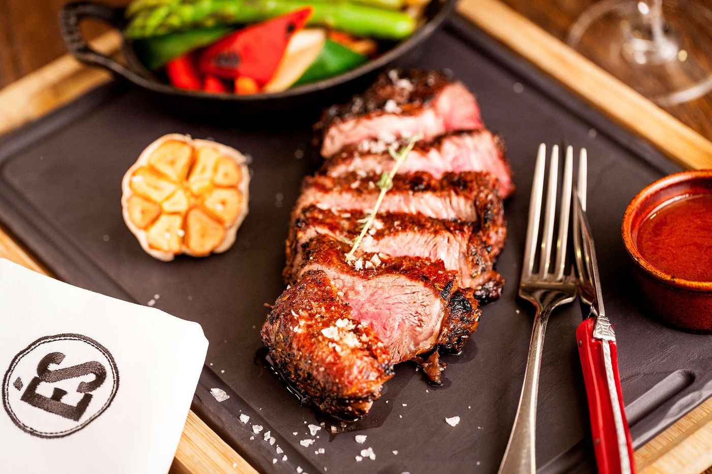 Kempinski-Hotel-Corvinus-Budapest-Restaurant-92