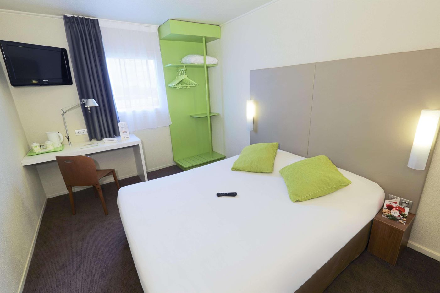 Campanile-Argenteuil-Room-10