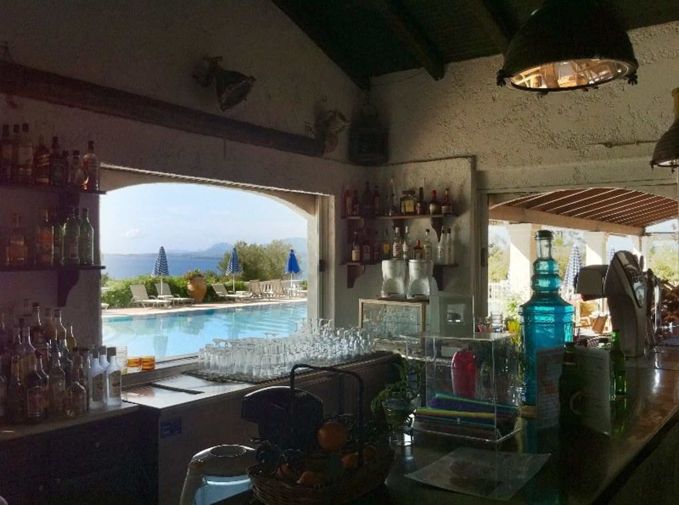 Nautilus-Hotel-Bar-9