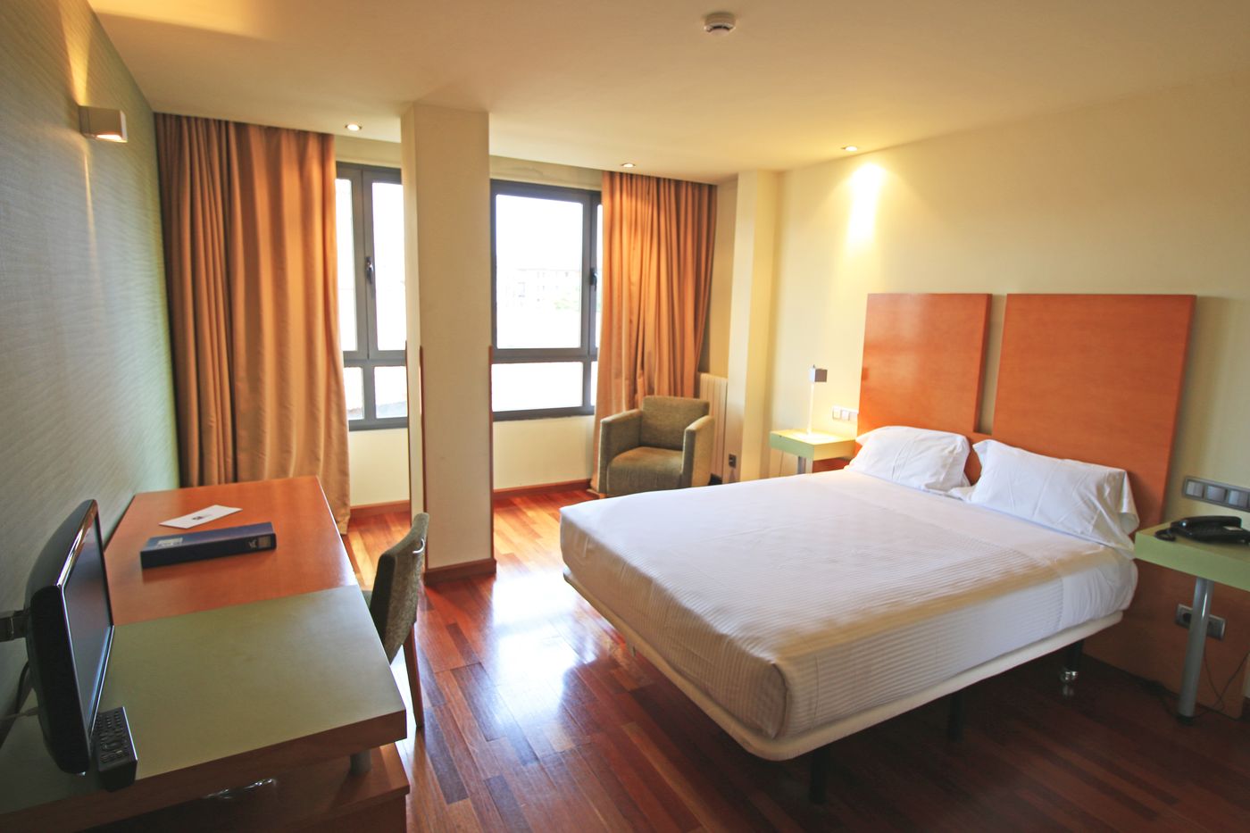 Hotel Gran Regente-Spain-OVIEDO-Room-10
