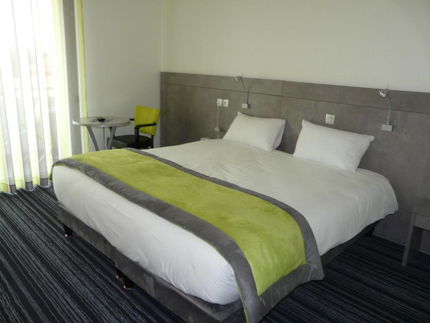 Logis Hotel le Chatard - France - SARCEY - Room - 3