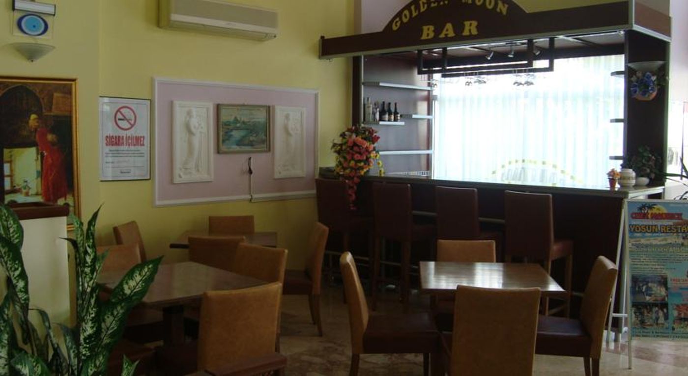 Golden Moon Apartments