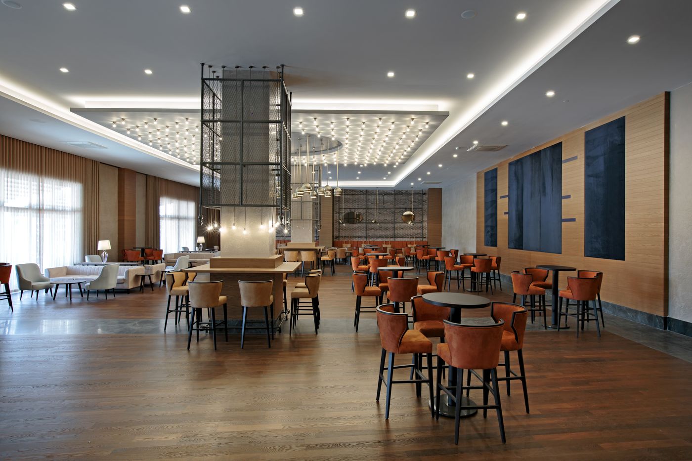 Royal-Seginus-Lobby-51