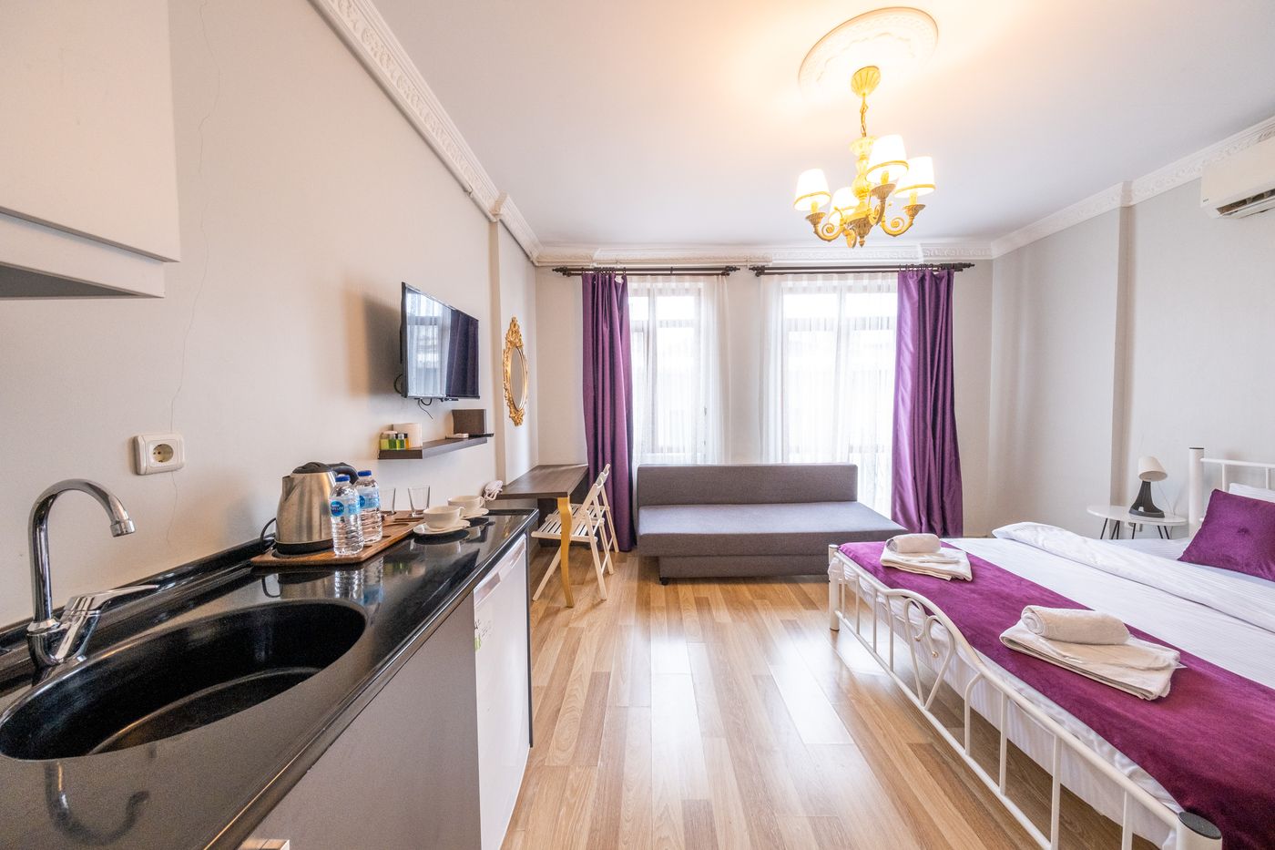 Frame-Galata-Hotel-Room-13