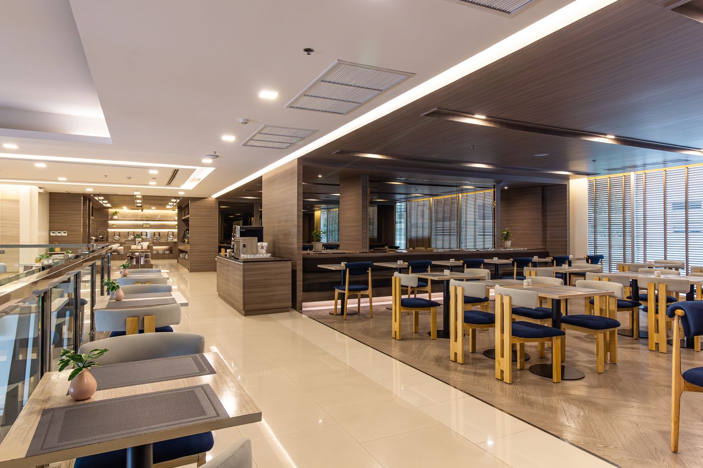 Jasmine-Grande-Residence-Restaurant-17