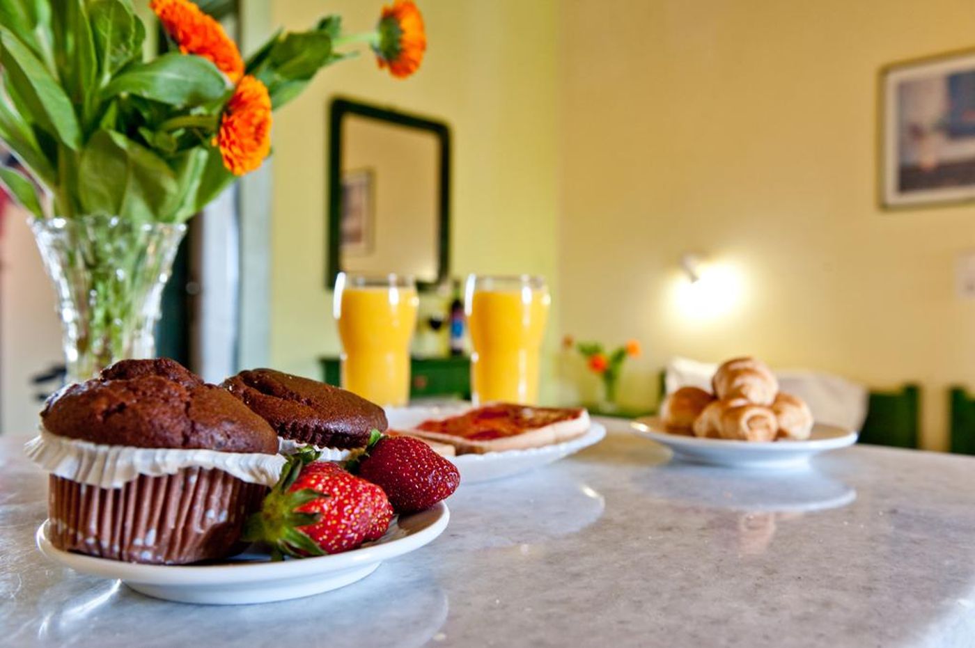 Two-Brothers-Studios-Restaurant-23