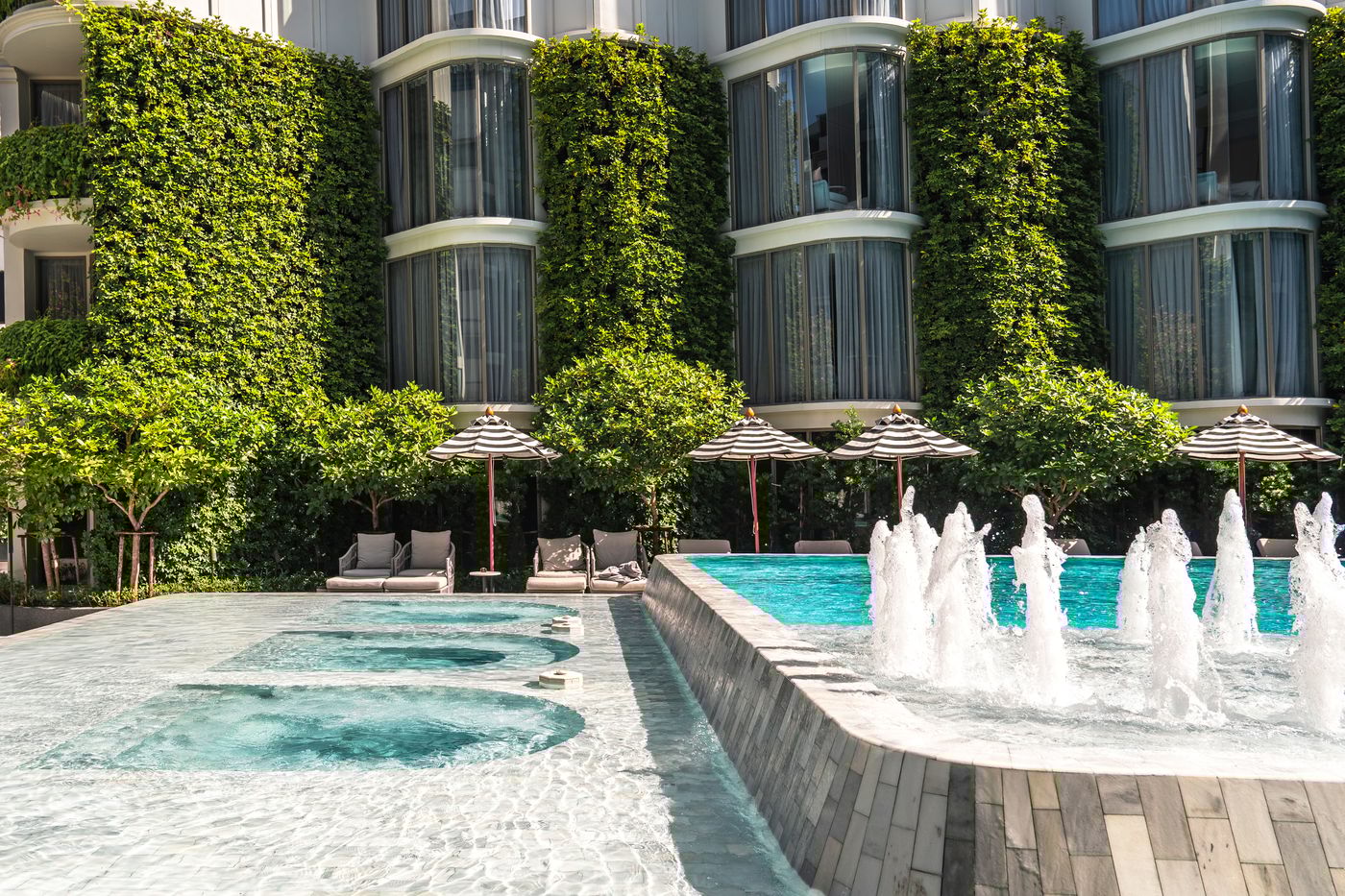 The-Salil-Hotel-Riverside-Bangkok-Pool-75