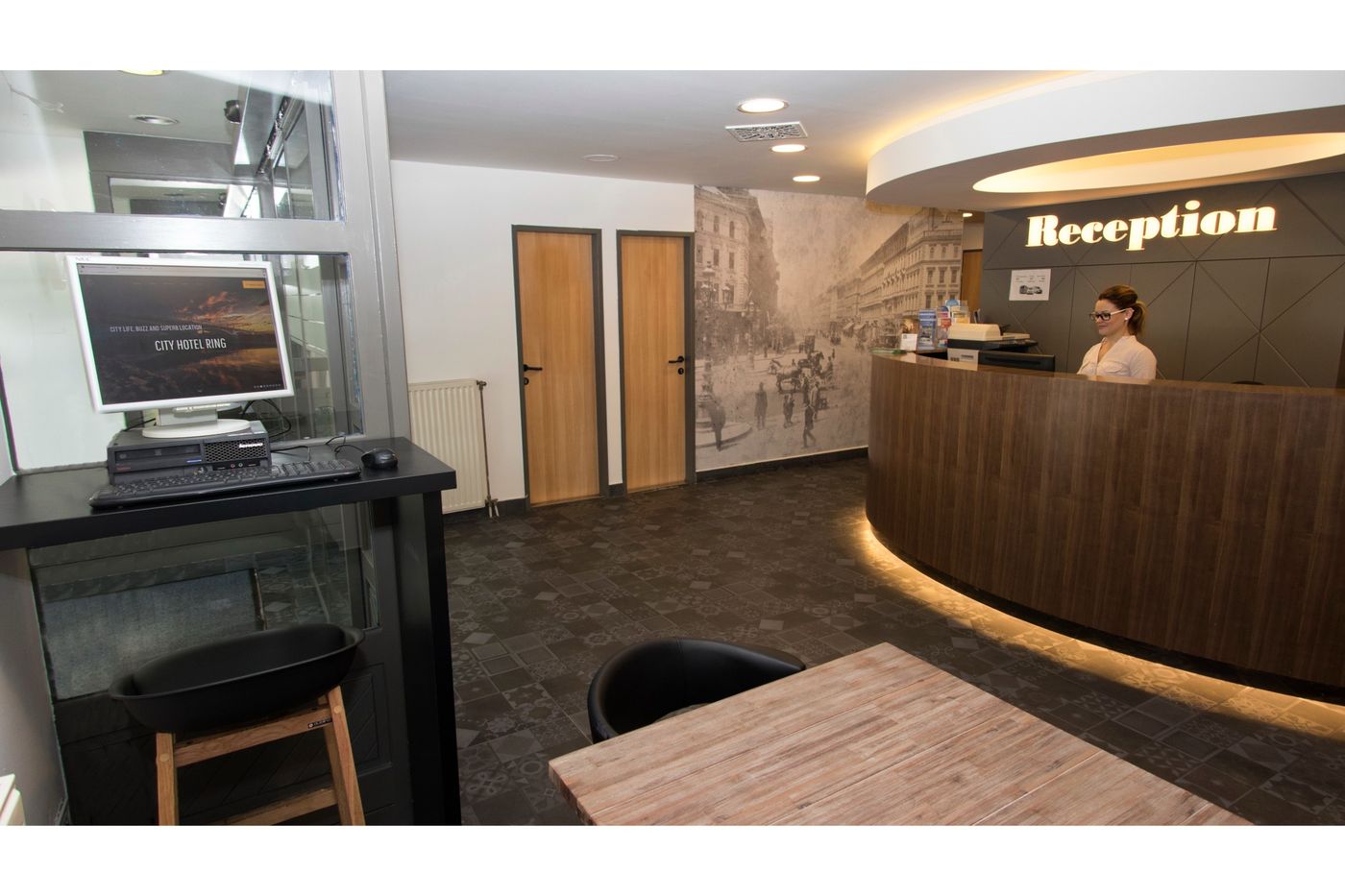 City-Hotel-Ring-Lobby-3