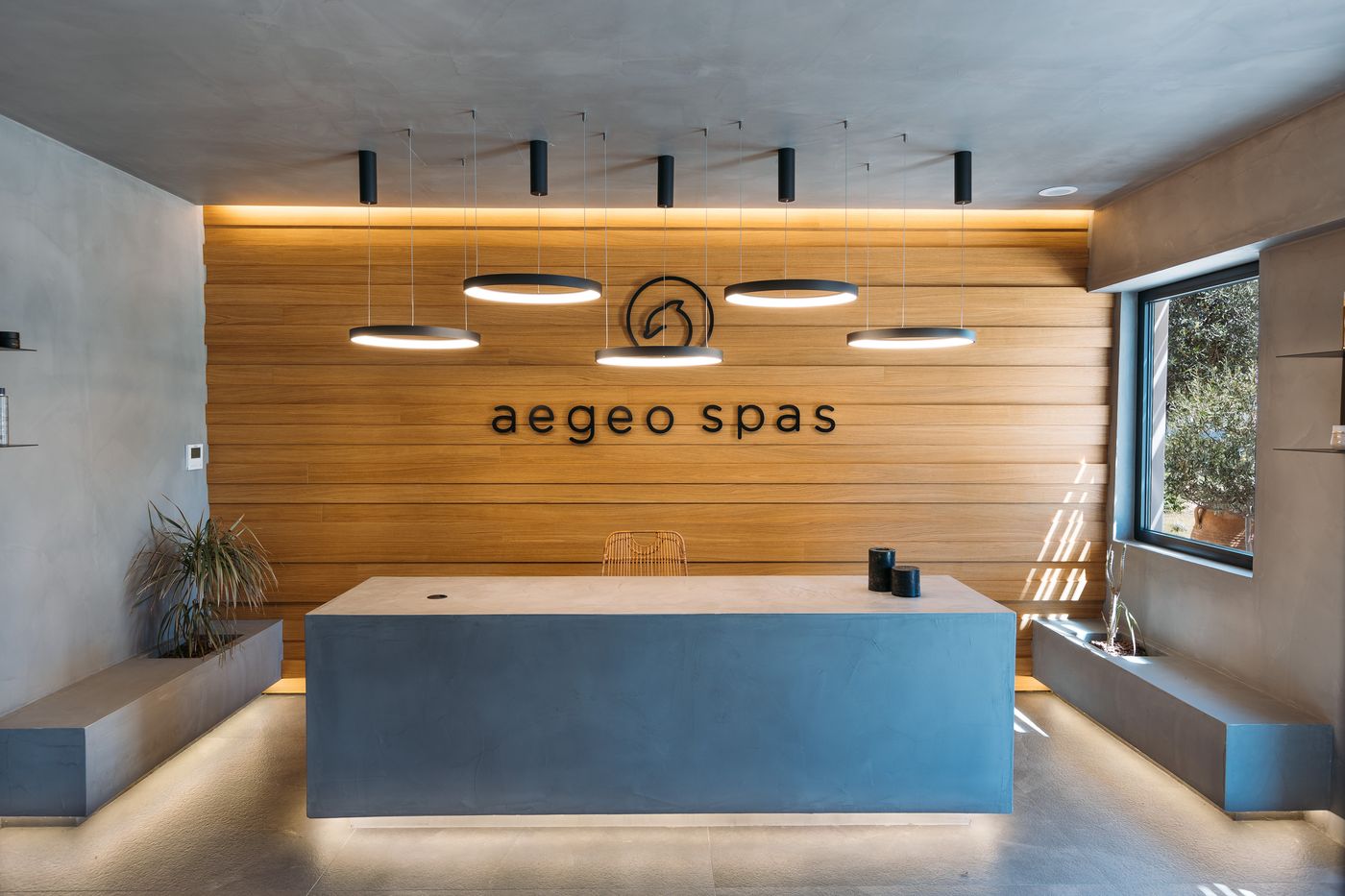 Minos-Beach-Art-Hotel-Sports-and-Entertainment-77