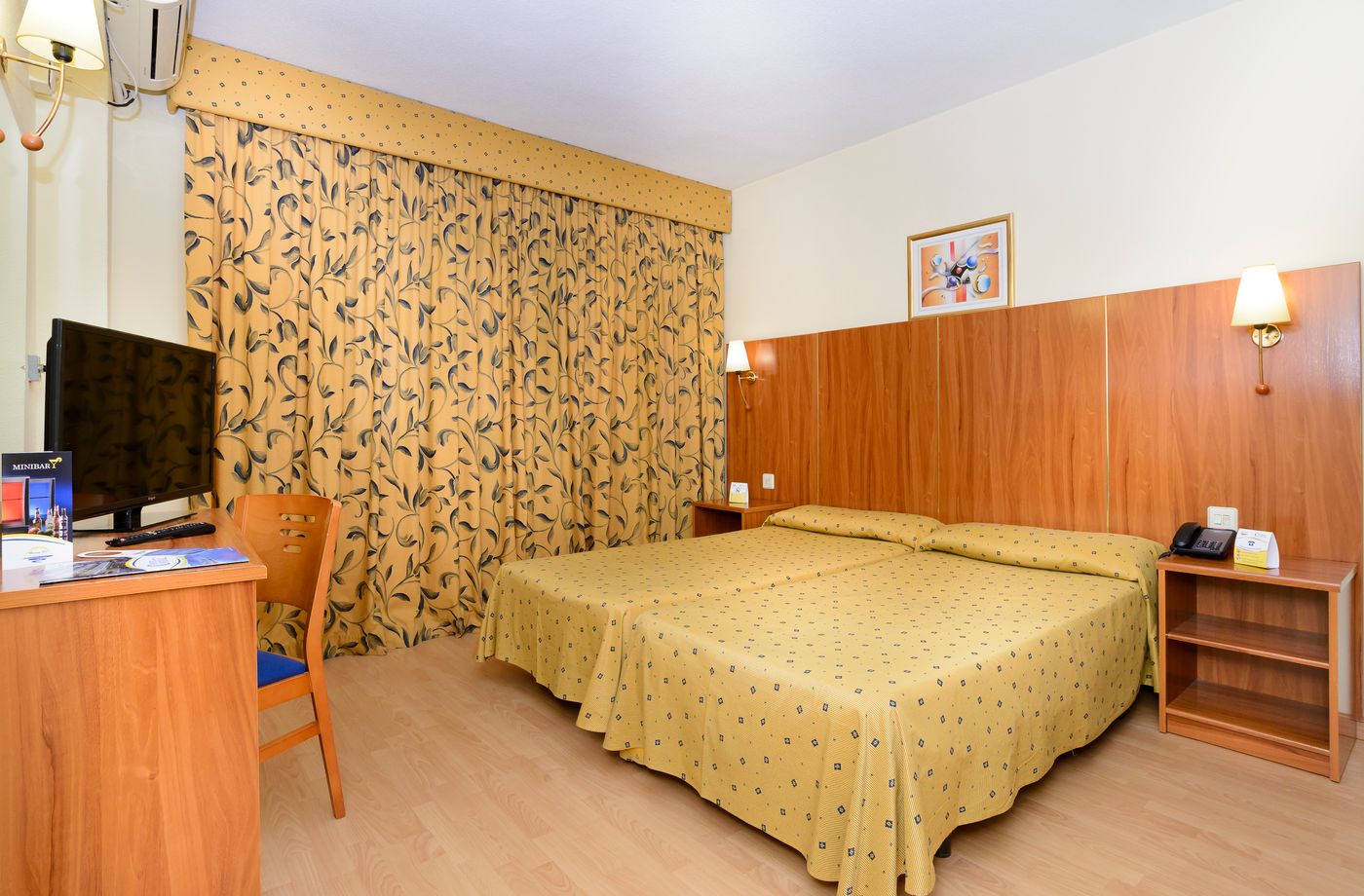 Mareny-Benidorm-Room-12