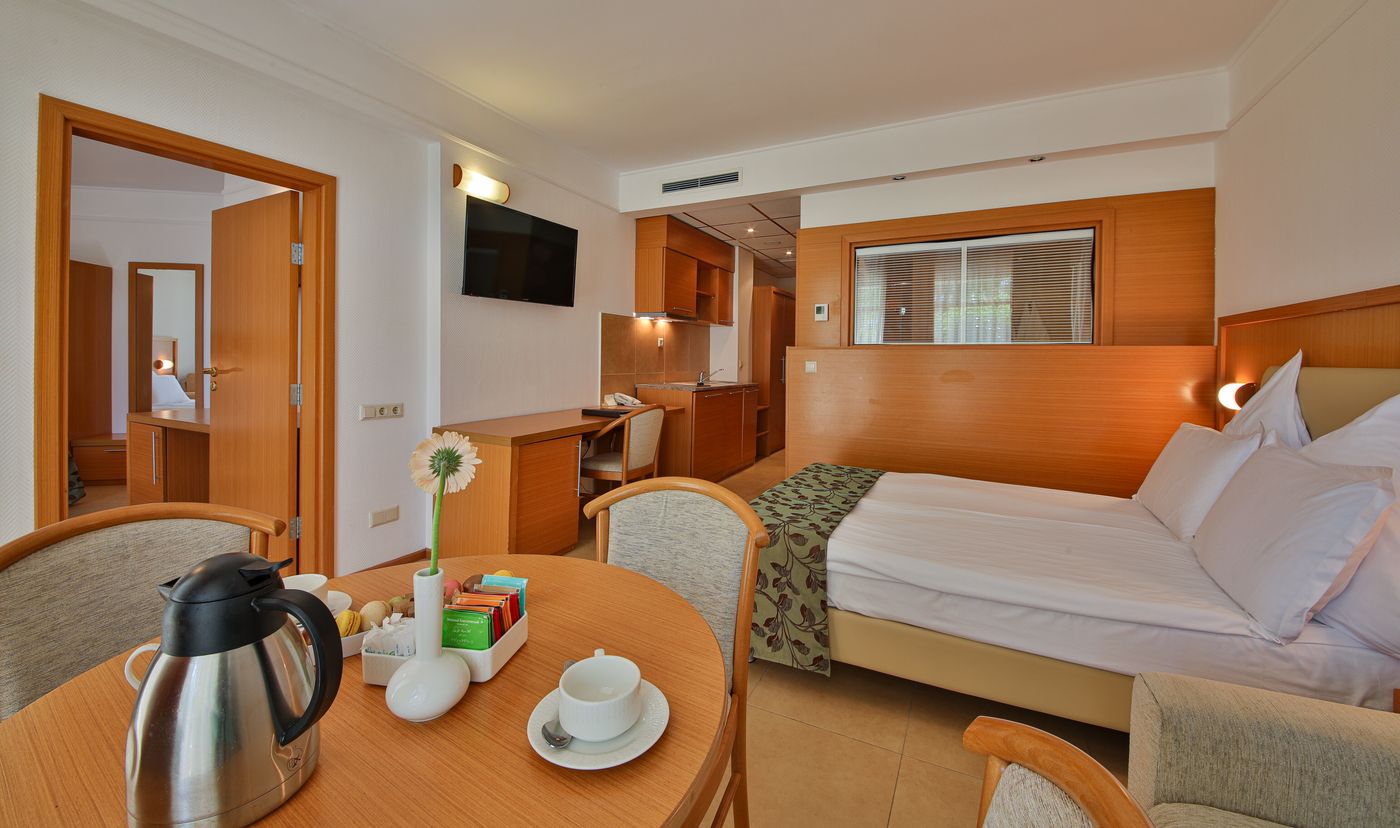 Flamingo Grand Hotel and Spa 19