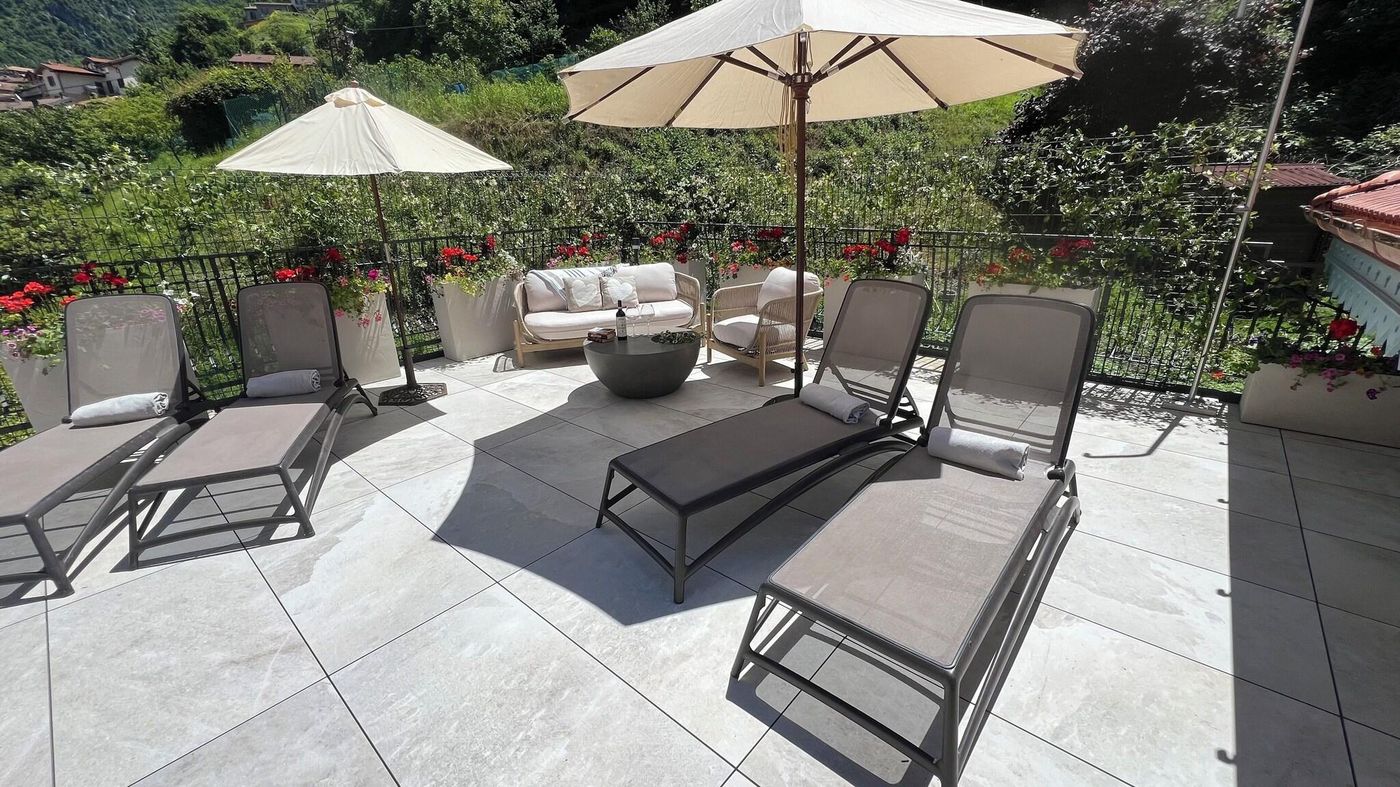 Hotel Villa Aurora-Italy-Lezzeno-General view-9