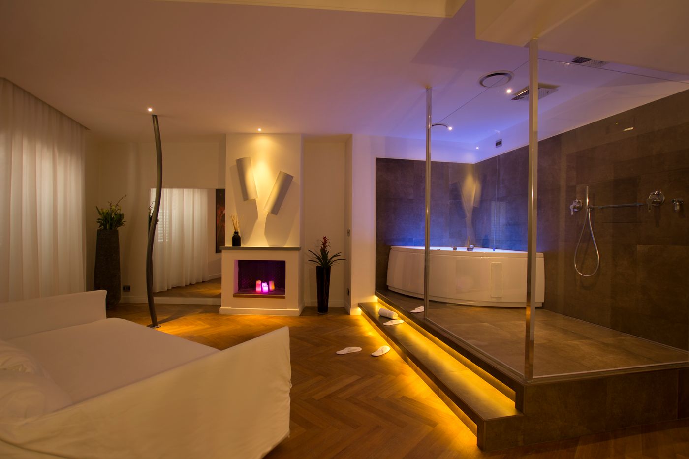 SuiteSistina-For-Brave-Lovers-Room-16