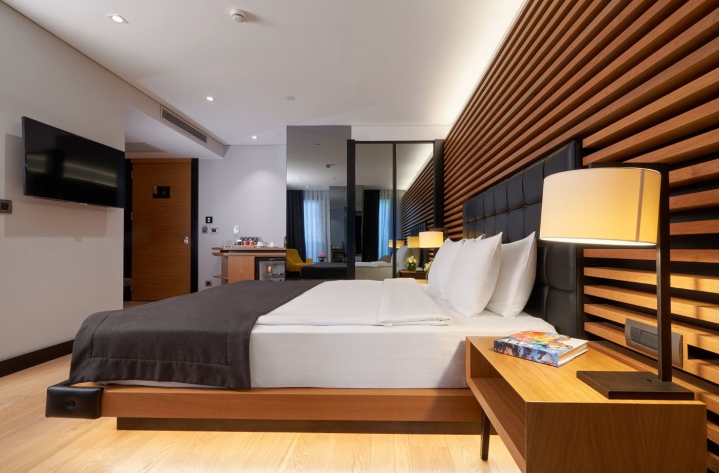Metropolitan-Hotels-Bosphorus-Room-16