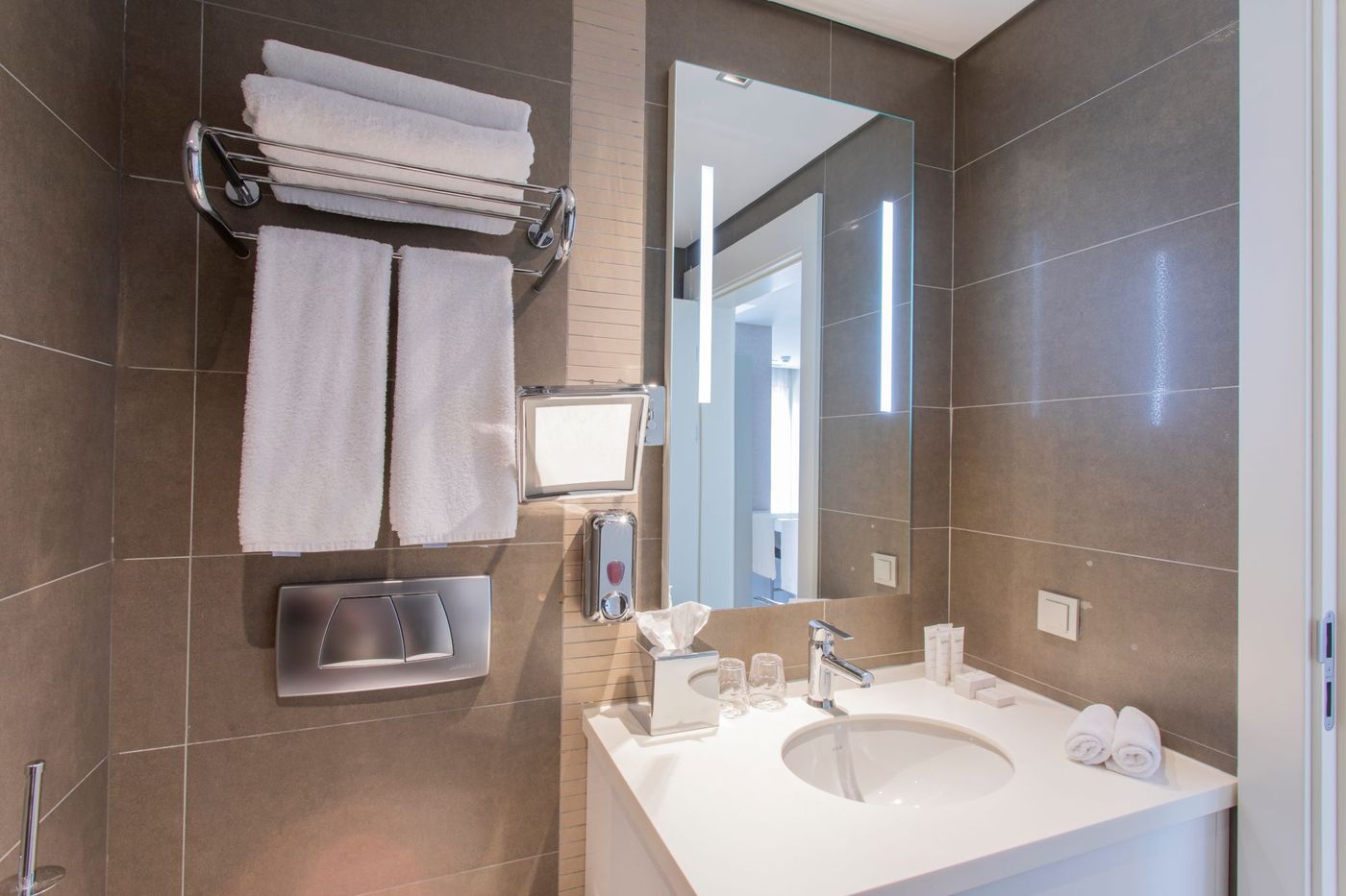 Radisson-Residences-Avrupa-Tem-Istanbul-Room-23