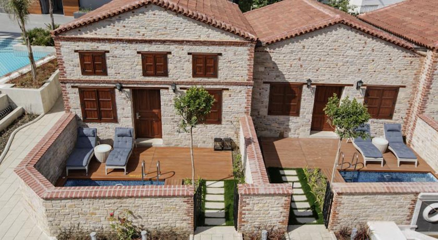 Double Tree By Hilton Kusadasi