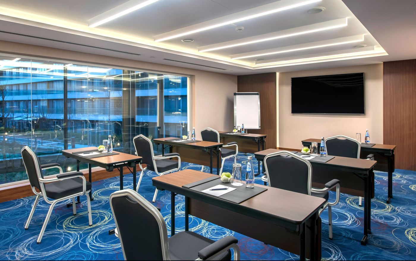 The Superior Living Batisehir-Turkey-Bagcilar-Terrace-3