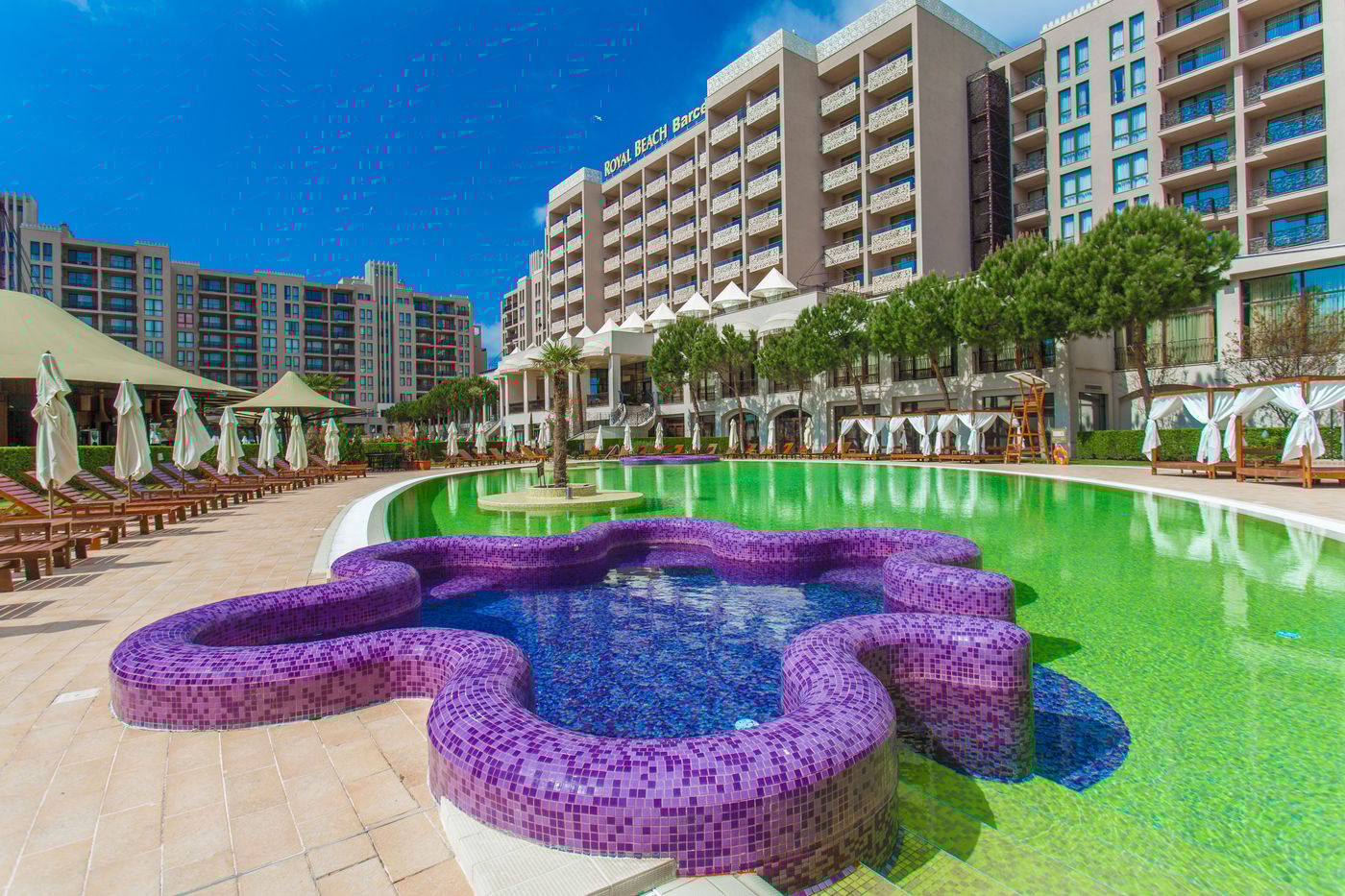 Barcelo-Royal-Beach-Pool-2