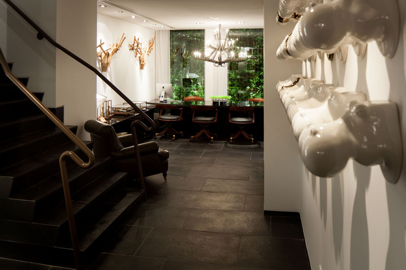 SIR-Albert-Hotel--part-of-Sircle-Collection-Lobby-16