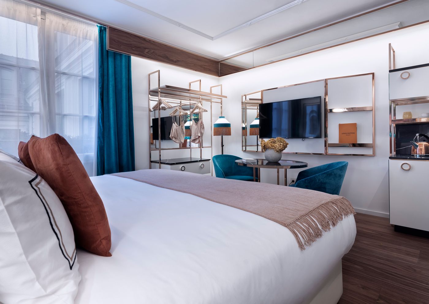 Melia-Paris-Notre-Dame-Room-6