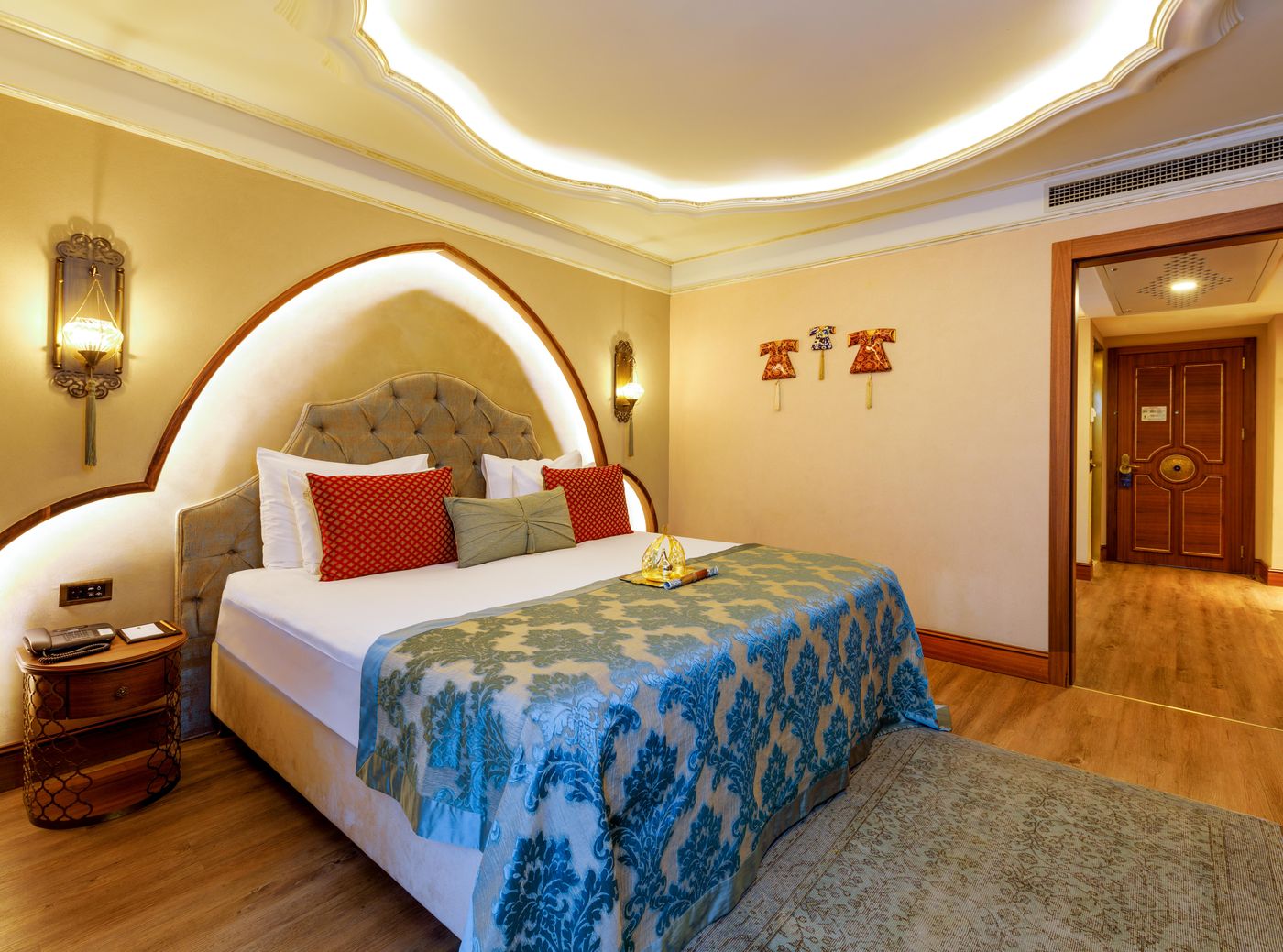 Romance-Istanbul-Hotel-Room-31