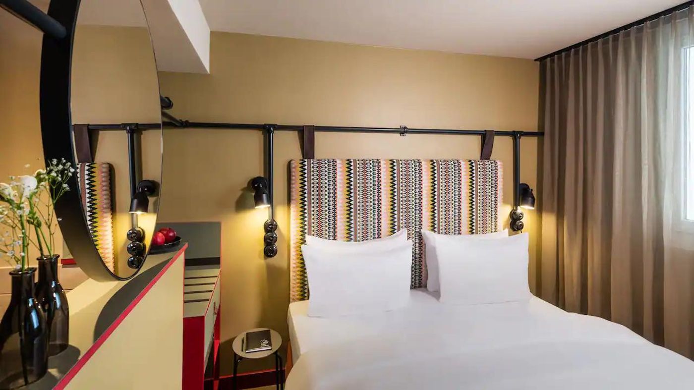 Me-and-All-Berlin-East-Side--part-of-JdV-by-Hyatt-Room-20