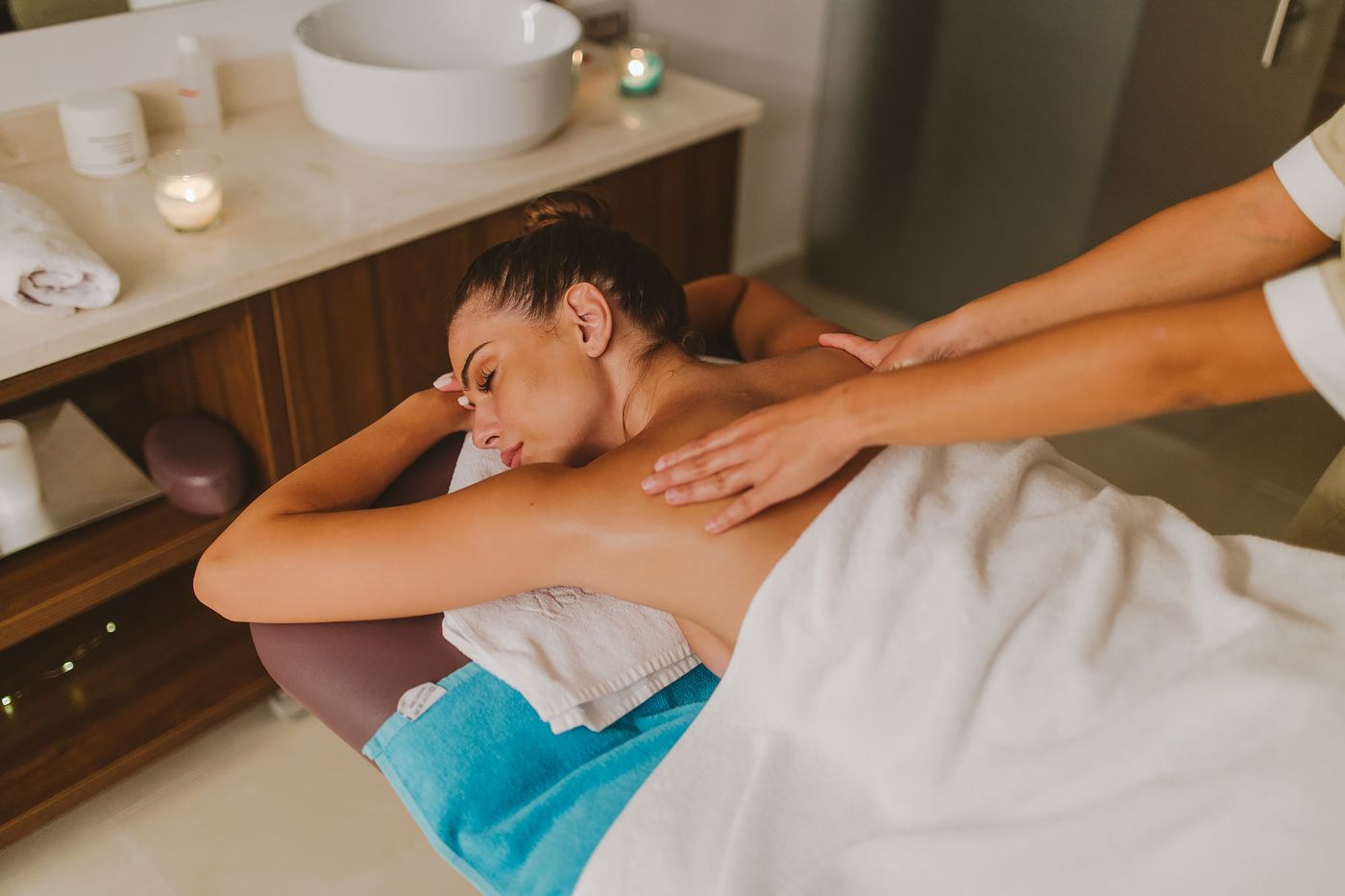 Huma-Kotor-Bay-Sports-and-Entertainment-37