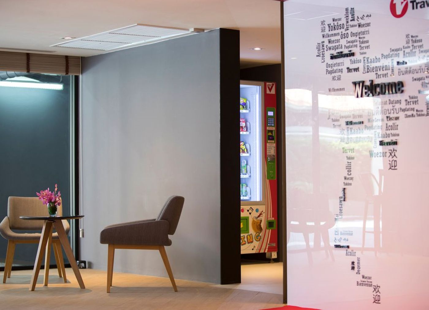 Travelodge Sukhumvit 11-Thailand-WATTANA-Lobby-5