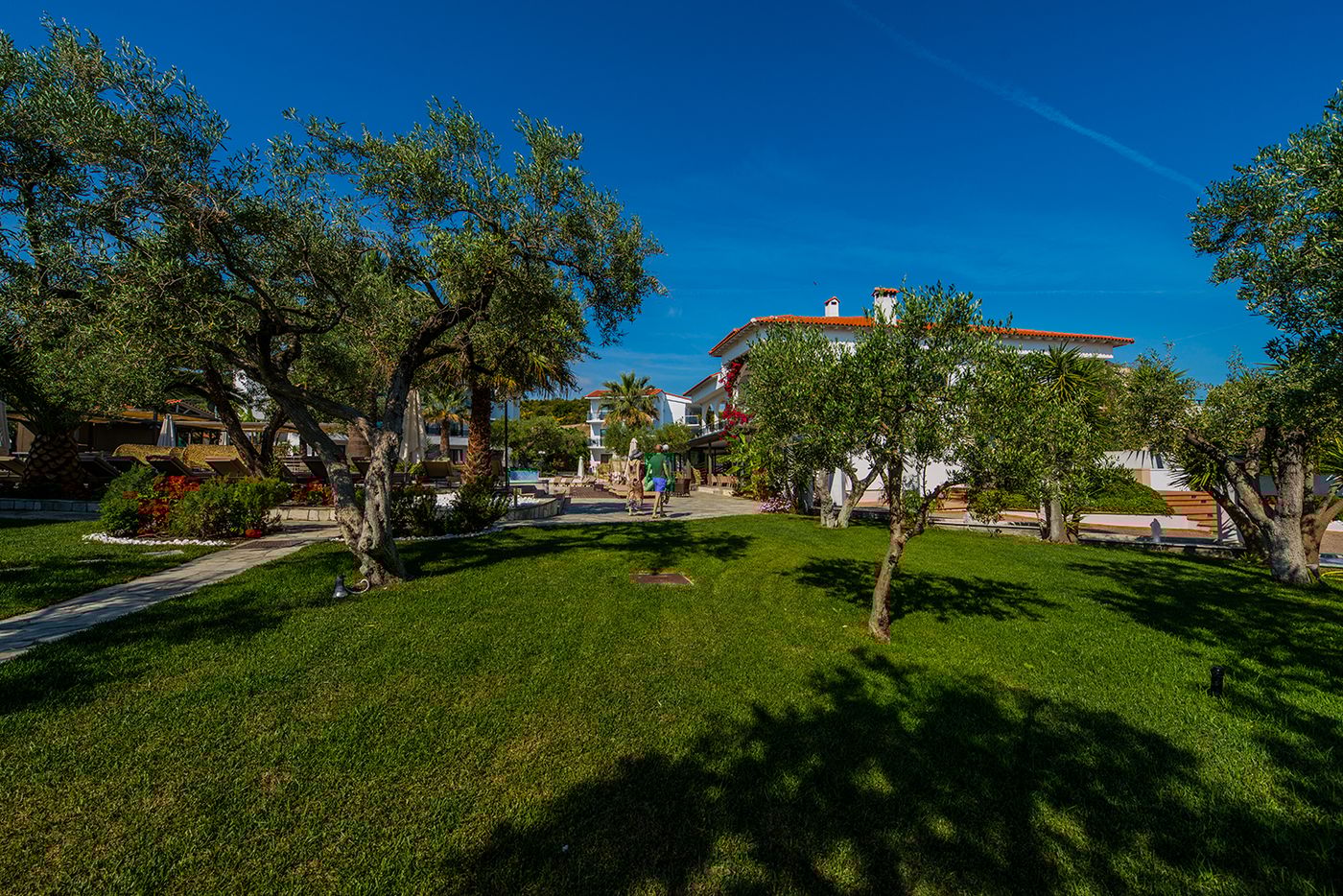 Flegra-Palace-General-view-10