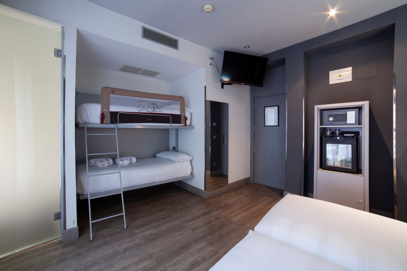 Petit-Palace-Plaza-Espana-Room-5