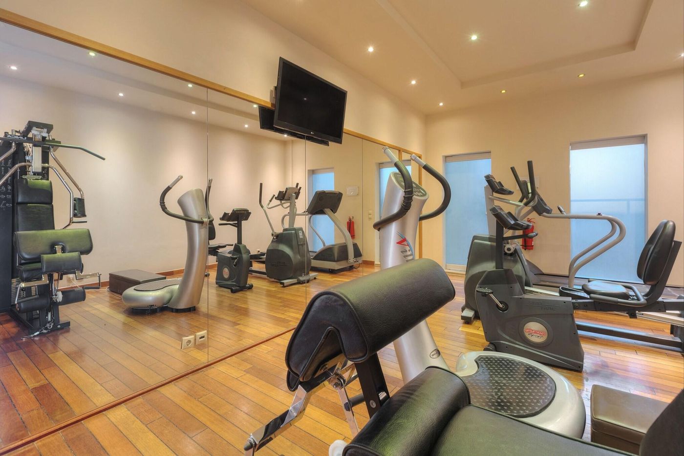 GDM-Megaron-Luxury-Hotel-Sports-and-Entertainment-57