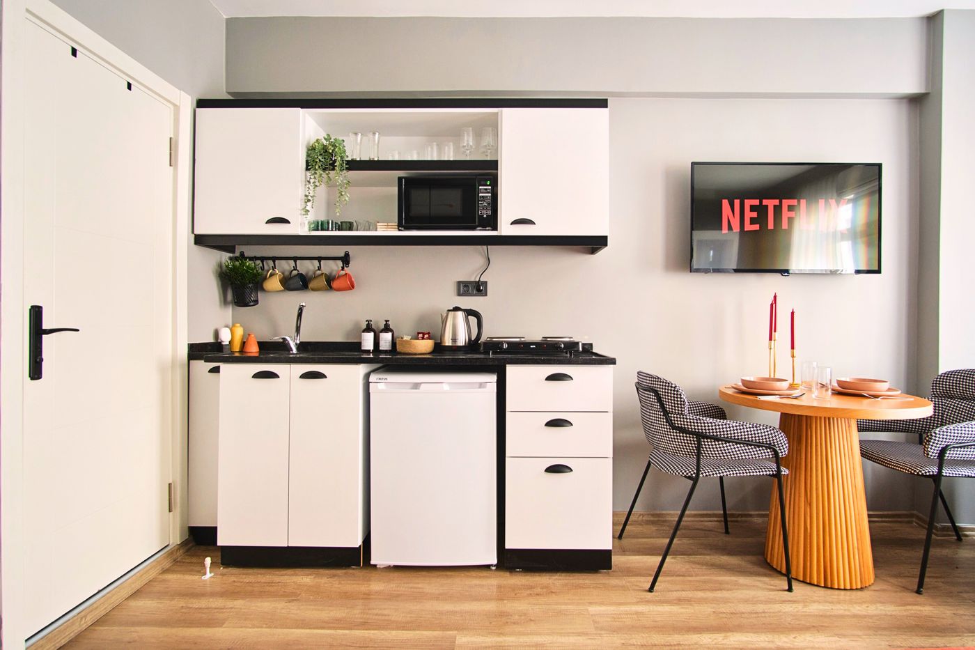 TAKS-INN-Suites-Room-50