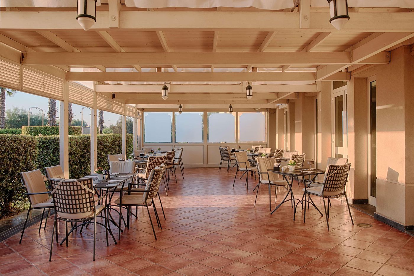 NH-Catania-Parco-Degli-Aragonesi-Restaurant-23