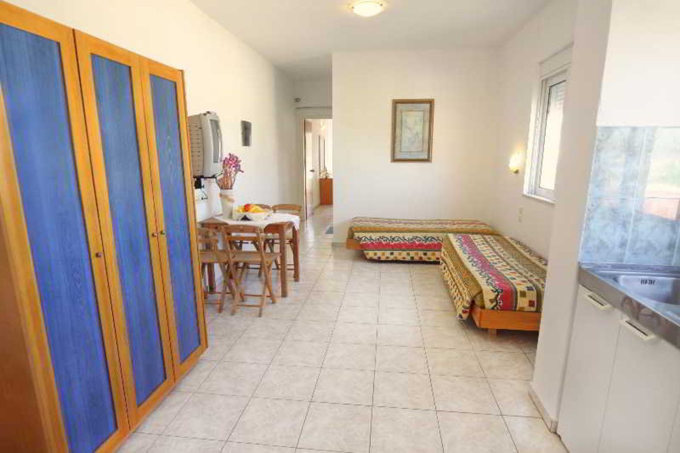 Kassandra-Apartments-Room-10