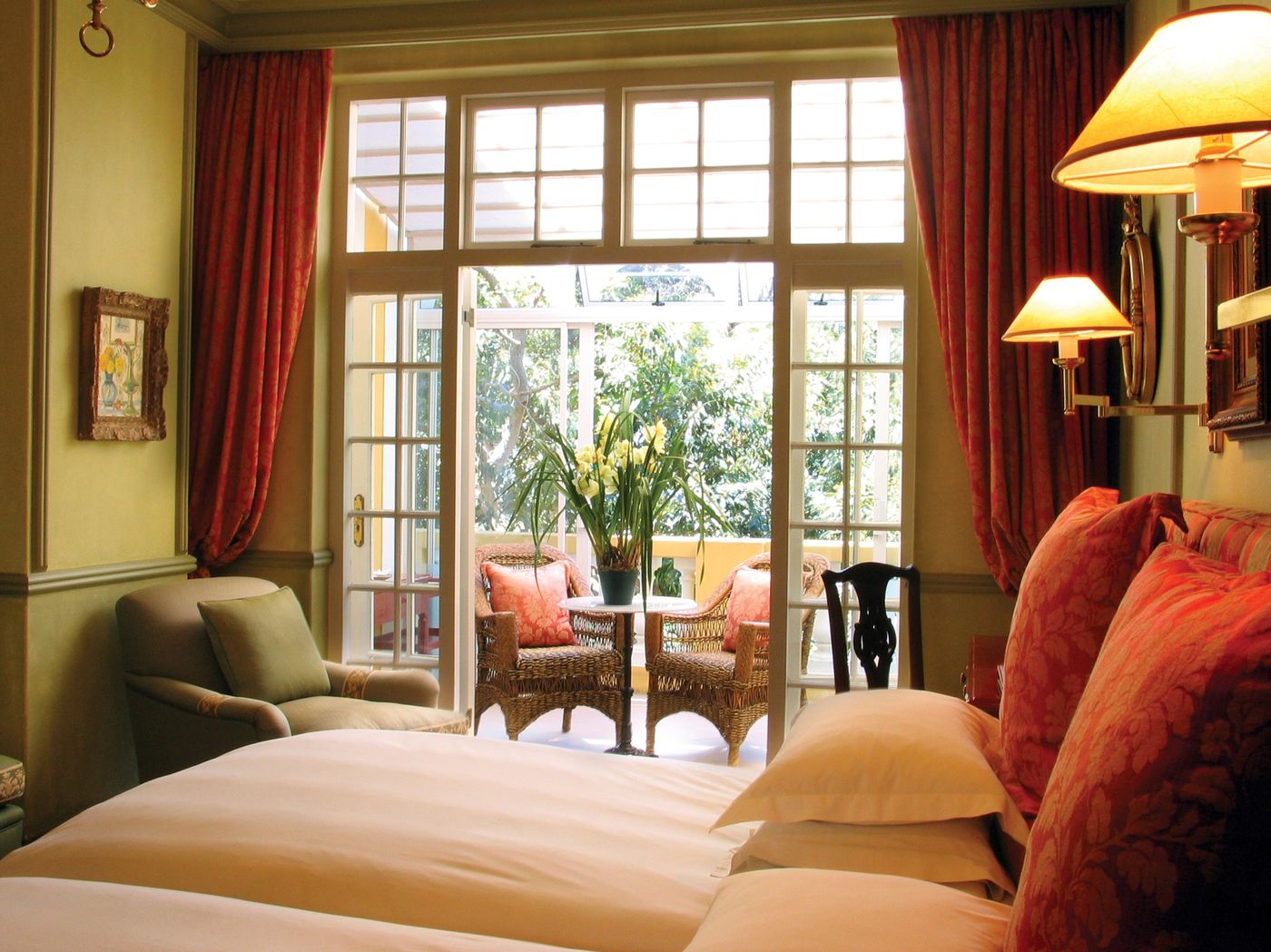 Colona-Castle-Room-19