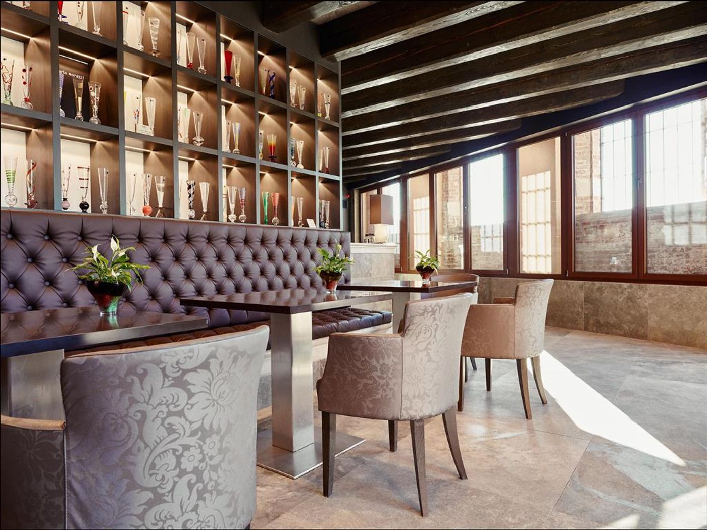 Hyatt-Centric-Murano-Venice-Bar-14